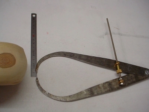 homemade-thickness-caliper-2.jpeg